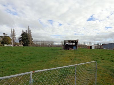 /international/nz/32-riverbank-road-balclutha-otago-380119862454/
