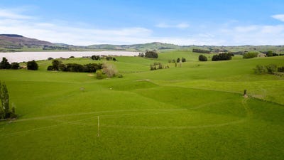 /international/nz/93-baker-road-and-berwick-road-waihola-otago-380120025676/