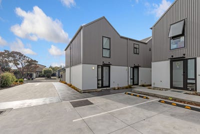 /international/nz/1-32-frederick-street-waltham-canterbury-380119853126/