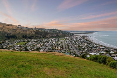/international/nz/26-highview-lane-scarborough-canterbury-380119845854/