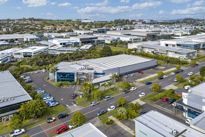 /international/nz/18-canaveral-drive-albany-auckland-380119939173/
