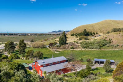 /international/nz/89-cloudy-bay-drive-riverlands-marlborough-380119942096/