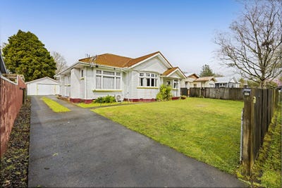 /international/nz/18-percy-avenue-stratford-taranaki-380119938964/