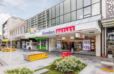 /international/nz/93-96-the-square-palmerston-north-central-manawatu-whanganui-380119817899/