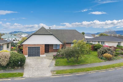 /international/nz/17-wickliffe-street-mosgiel-otago-380120126105/