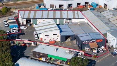 /international/nz/98-main-road-tawa-wellington-380119935789/