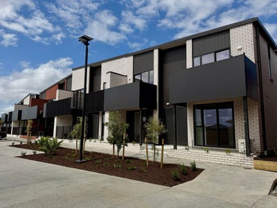 /international/nz/10-12-humphreys-place-mangere-auckland-380119859367/