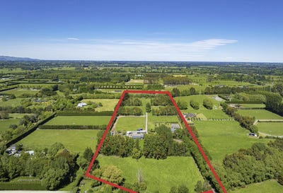/international/nz/303-mill-road-ohoka-canterbury-380119846779/