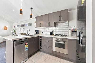 /international/nz/12-latimer-square-christchurch-central-canterbury-380119874188/
