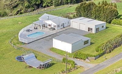/international/nz/213-timaru-road-upper-oakura-taranaki-380119878135/