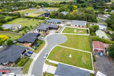 /international/nz/4-and-8-te-puke-te-ao-way-otaki-wellington-380119823048/