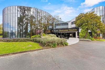 /international/nz/19-sheffield-crescent-burnside-canterbury-380119808250/