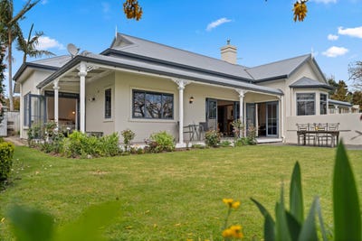 /international/nz/1-doneraille-place-bethlehem-bay-of-plenty-380120126678/