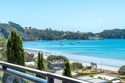 /international/nz/5-sixth-avenue-onetangi-auckland-380119822615/