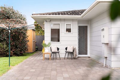 /international/nz/1-6-bingara-place-mangere-auckland-380119884755/