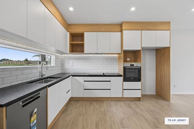 /international/nz/8-longview-oak-lane-rosehill-auckland-380119876585/