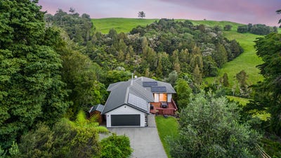 /international/nz/42-hungry-creek-road-puhoi-auckland-380119841901/
