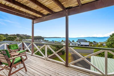 /international/nz/20-aurora-avenue-snells-beach-auckland-380119864989/
