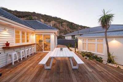 /international/nz/1-arnold-street-sumner-canterbury-380119882134/