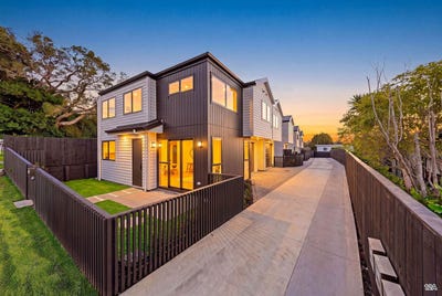 /international/nz/12a-12e-roseberry-avenue-birkenhead-auckland-380120024804/