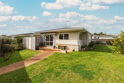 /international/nz/60-osier-road-greenmeadows-hawkes-bay-380119872376/