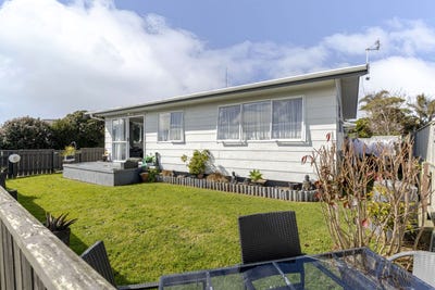 /international/nz/20-glasgow-street-bell-block-taranaki-380119879215/