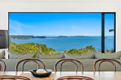 /international/nz/1075-takatu-road-tawharanui-peninsula-auckland-380119937930/