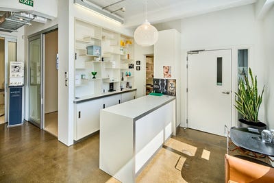 /international/nz/15-college-street-2a-15-college-street-te-aro-wellington-380119838801/