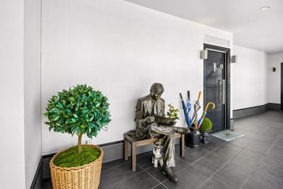 /international/nz/4b-10-augustus-terrace-parnell-auckland-380119881195/
