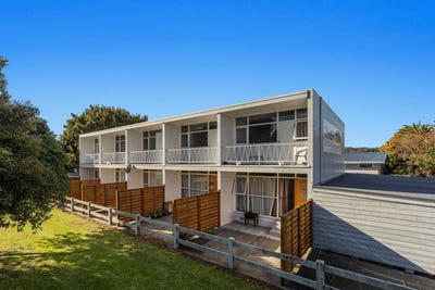 /international/nz/1-5-72-landing-road-whakatane-bay-of-plenty-380119824837/
