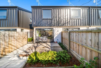 /international/nz/8-72-cobham-street-spreydon-canterbury-380119824109/