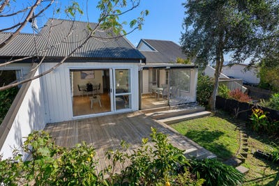 /international/nz/13c-ratanui-road-paraparaumu-wellington-380119879037/