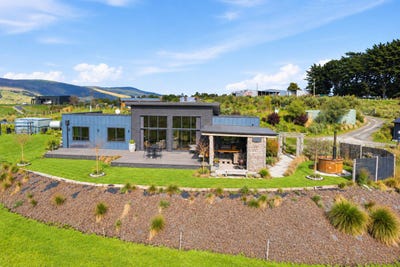/international/nz/206-baker-road-waihola-otago-380119938234/