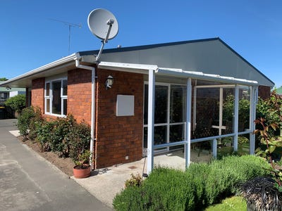/international/nz/a-103-clyde-street-balclutha-otago-380119881854/