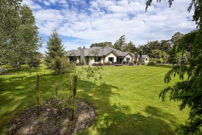 /international/nz/152-deans-road-darfield-canterbury-380119817077/