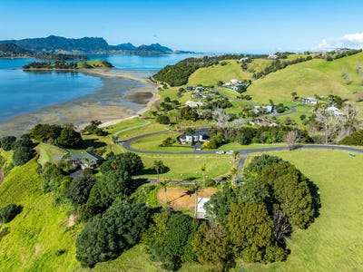 /international/nz/71-manganese-point-road-tamaterau-northland-380119861594/