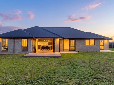 /international/nz/25-kersey-avenue-darfield-canterbury-380120025987/