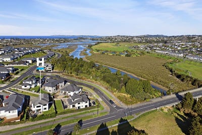 /international/nz/3-maka-terrace-orewa-auckland-380120026032/