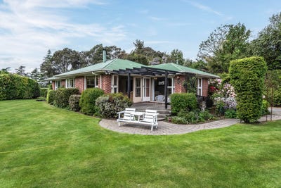 /international/nz/278-wooldridge-road-harewood-canterbury-380119825925/