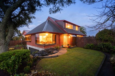 /international/nz/73-brittan-street-hokitika-west-coast-380119820839/