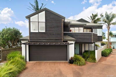 /international/nz/827-whangaparaoa-road-manly-auckland-380119863856/