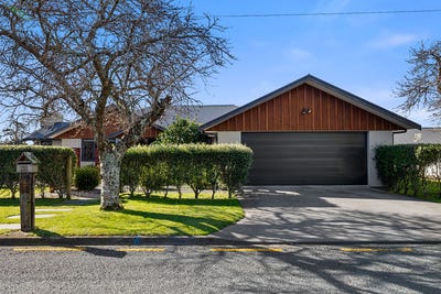 /international/nz/533-manutahi-road-lepperton-taranaki-380120025655/