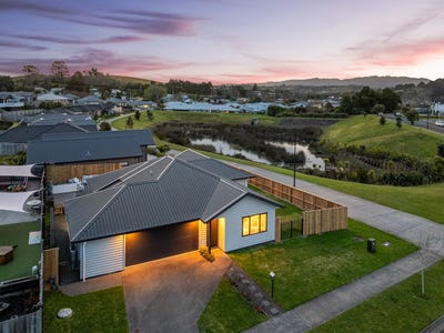 /international/nz/1-dome-lane-warkworth-auckland-380119882972/