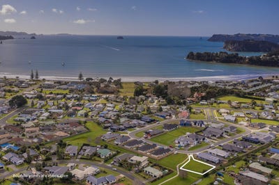 /international/nz/25-palm-drive-whitianga-coromandel-380119817215/