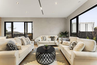 /international/nz/125-ridge-road-howick-auckland-380119939608/