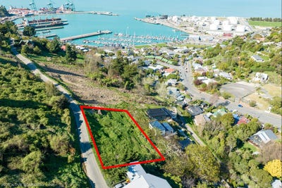 /international/nz/11-harmans-road-lyttelton-canterbury-380119865074/