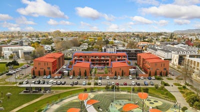 /international/nz/279-281-madras-street-christchurch-central-canterbury-380119877699/
