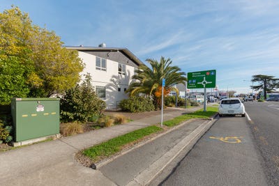 /international/nz/9-nelson-street-blenheim-central-marlborough-380119830960/
