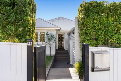 /international/nz/69-argyle-street-herne-bay-auckland-380119808727/