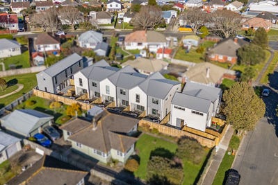 /international/nz/16-sladden-street-naenae-wellington-380119832967/
